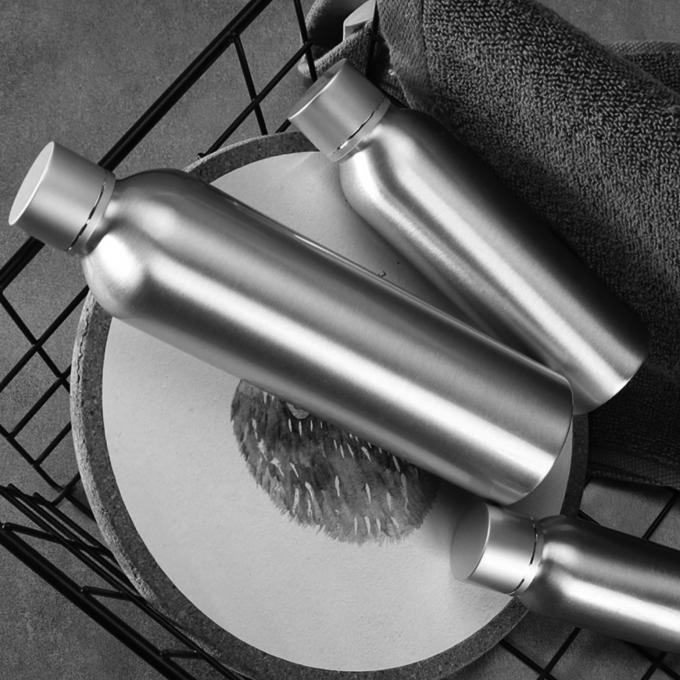 200ML Aluminium Cosmetic Packaging Lotion Bottles Size 48*150mm